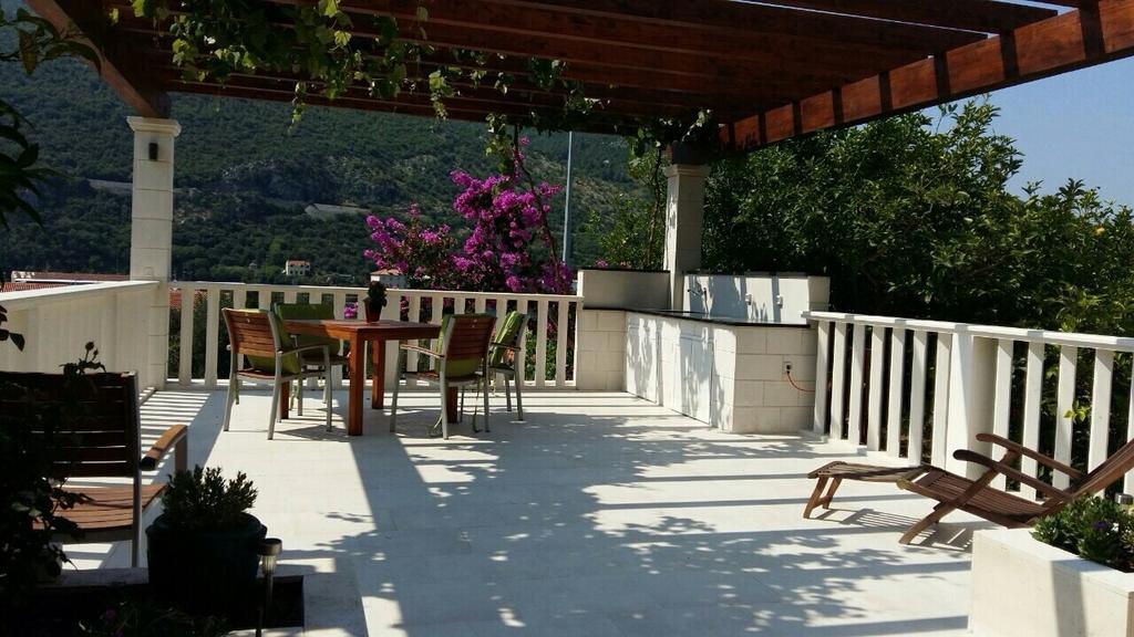 Apartments Husanovic โมโกชิซา ภายนอก รูปภาพ