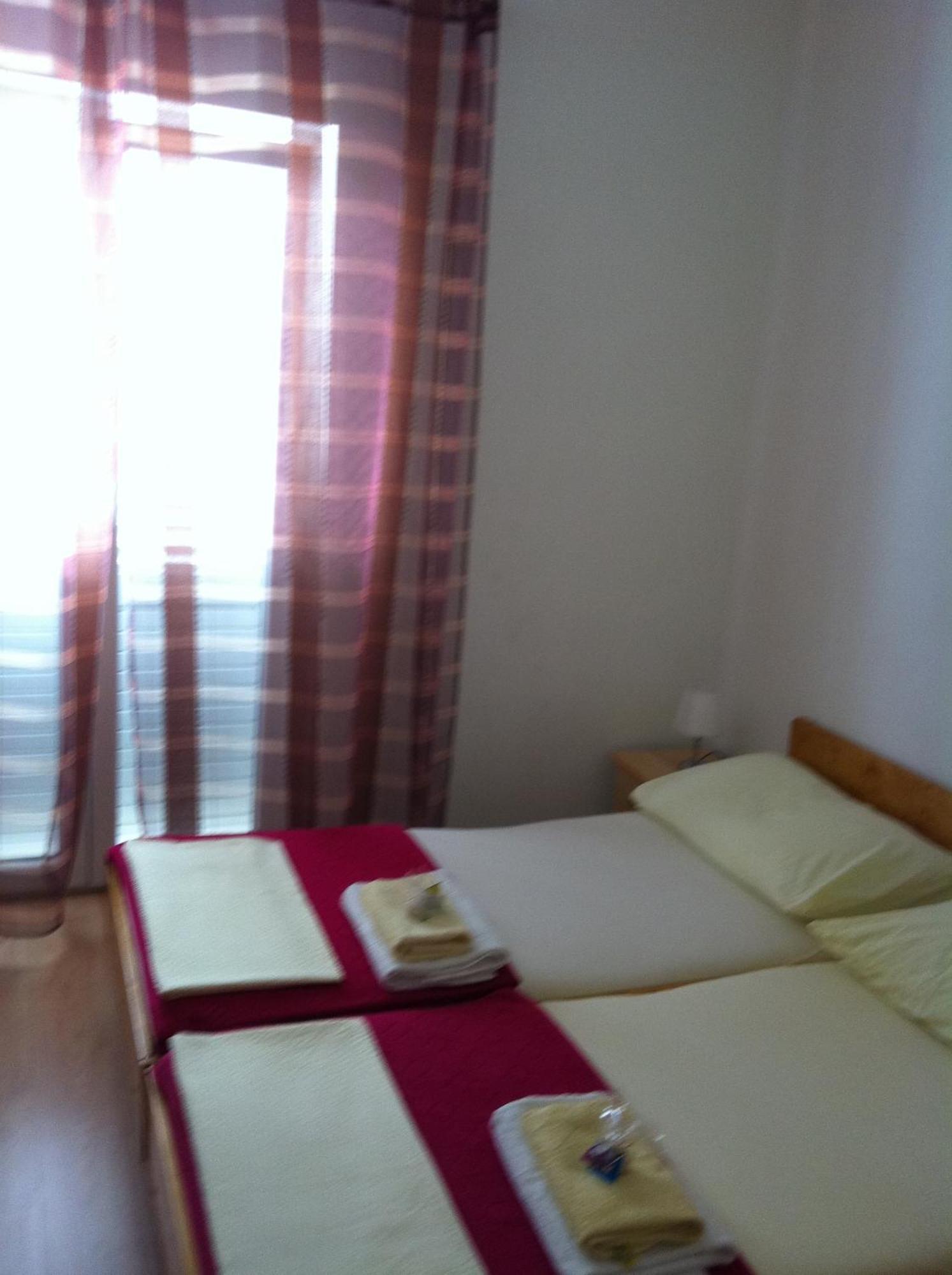 Apartments Husanovic โมโกชิซา ภายนอก รูปภาพ