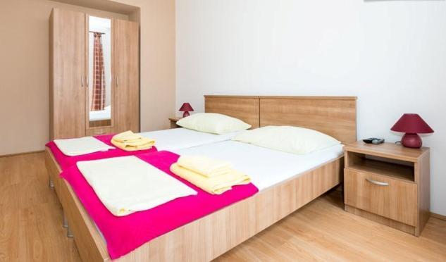 Apartments Husanovic โมโกชิซา ภายนอก รูปภาพ